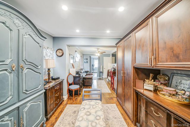 47 Grover Lane, East Northport, NY 11731