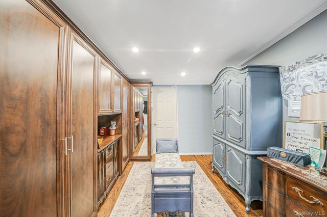 47 Grover Lane, East Northport, NY 11731