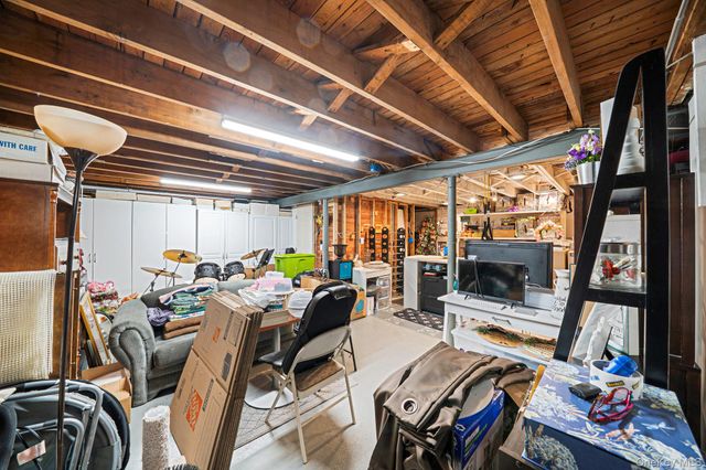 47 Grover Lane, East Northport, NY 11731