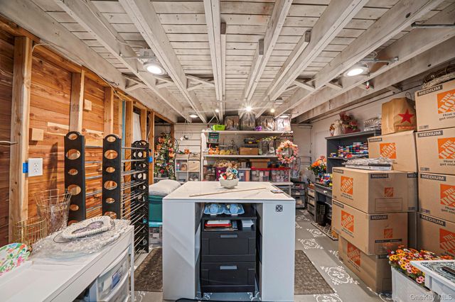 47 Grover Lane, East Northport, NY 11731