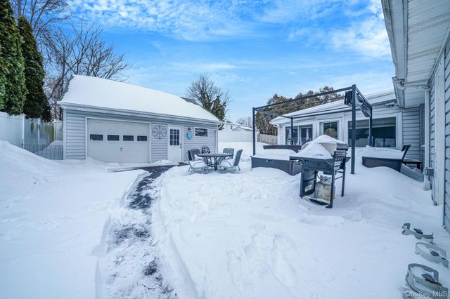 47 Grover Lane, East Northport, NY 11731