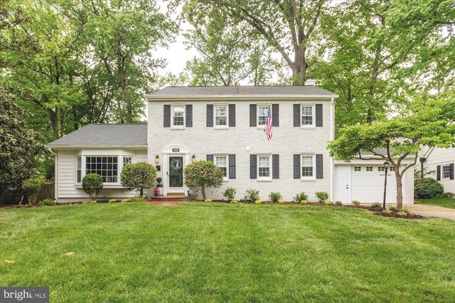 8428 STABLE DR, Alexandria, VA 22308