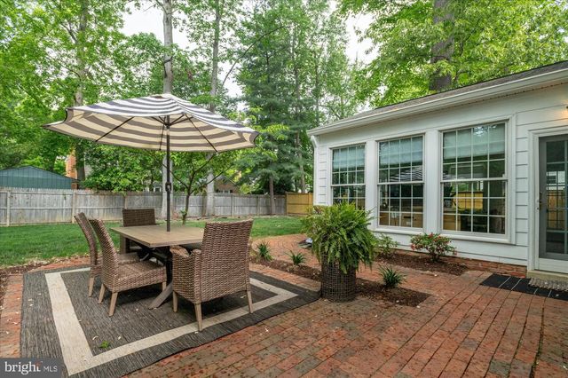 8428 STABLE DR, Alexandria, VA 22308