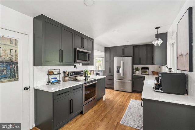 8428 STABLE DR, Alexandria, VA 22308