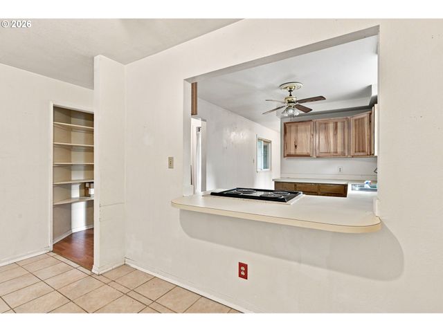 828 Nw FLORIDA Ave, Bend, OR 97703