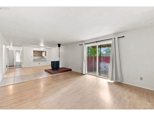 828 Nw FLORIDA Ave, Bend, OR 97703