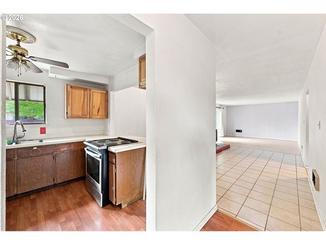 828 Nw FLORIDA Ave, Bend, OR 97703