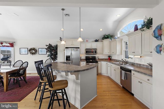 13 E 41ST STREET U-B, Long Beach Township, NJ 08008