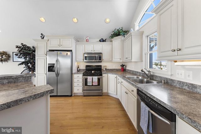 13 E 41ST STREET U-B, Long Beach Township, NJ 08008
