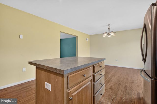 2191 WEEPING WILLOW LN, Mount Joy, PA 17552