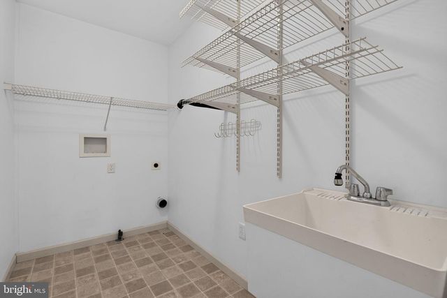 2191 WEEPING WILLOW LN, Mount Joy, PA 17552