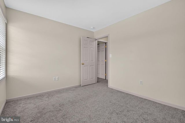 2191 WEEPING WILLOW LN, Mount Joy, PA 17552