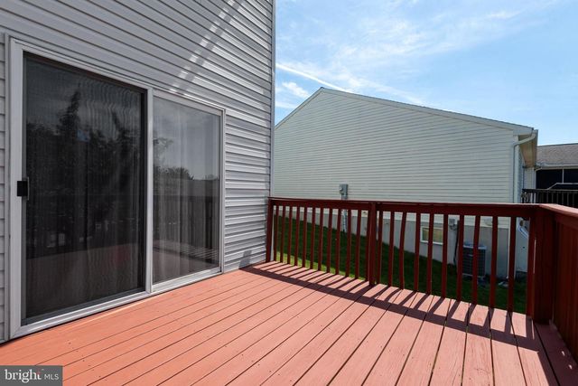 2191 WEEPING WILLOW LN, Mount Joy, PA 17552