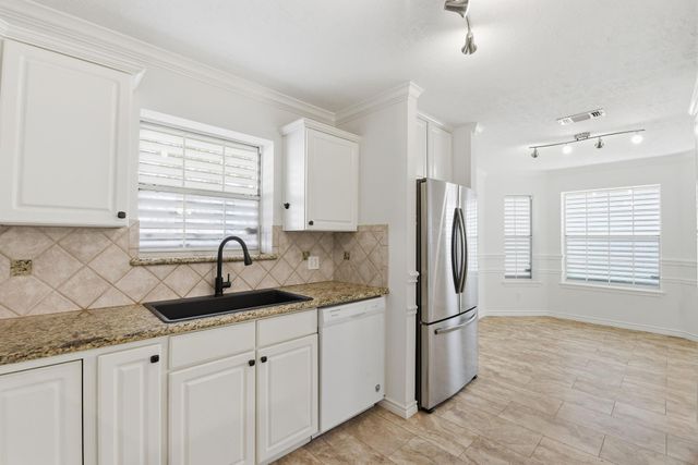 12919 Concho, Galveston, TX 77554