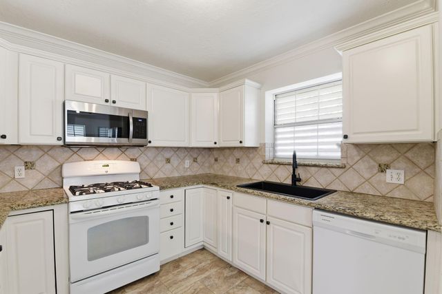 12919 Concho, Galveston, TX 77554