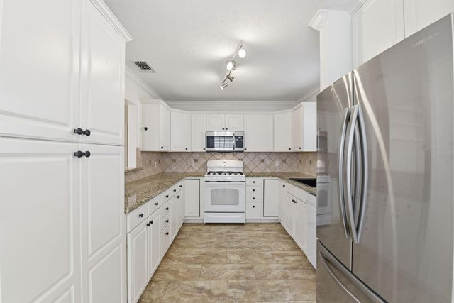 12919 Concho, Galveston, TX 77554