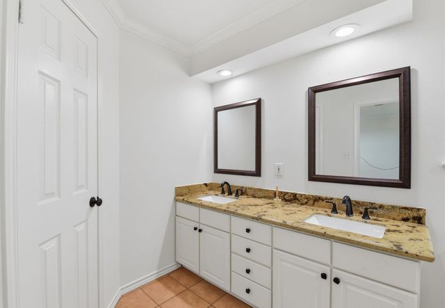 12919 Concho, Galveston, TX 77554