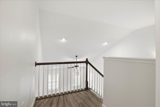 1392 FIELDSTONE DR, Mount Joy, PA 17552