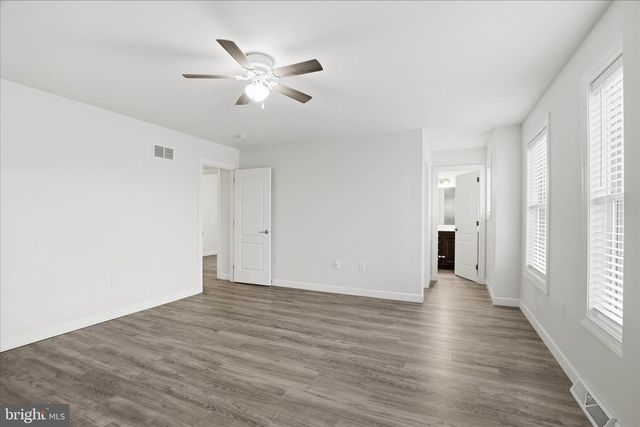 1392 FIELDSTONE DR, Mount Joy, PA 17552