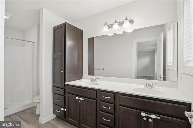 1392 FIELDSTONE DR, Mount Joy, PA 17552