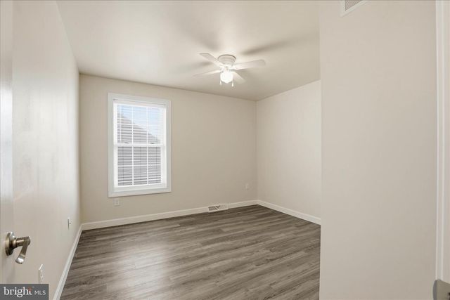 1392 FIELDSTONE DR, Mount Joy, PA 17552