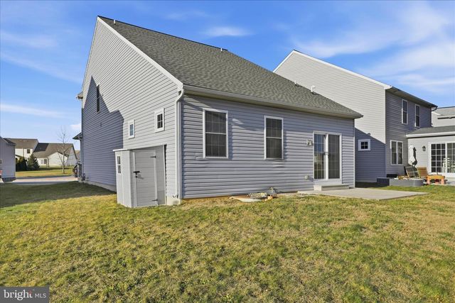 1392 FIELDSTONE DR, Mount Joy, PA 17552