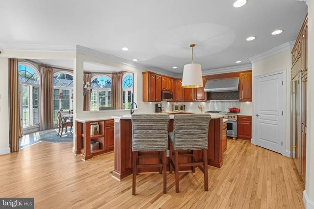 11431 WOOLINGTON RD, Great Falls, VA 22066