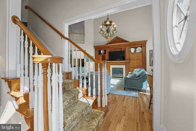 11431 WOOLINGTON RD, Great Falls, VA 22066