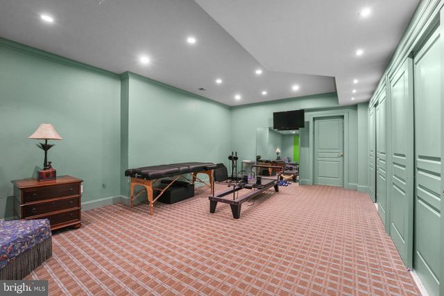 11431 WOOLINGTON RD, Great Falls, VA 22066