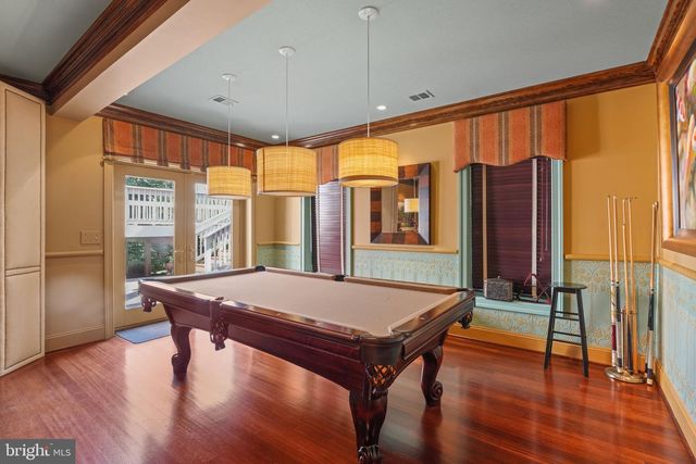 11431 WOOLINGTON RD, Great Falls, VA 22066