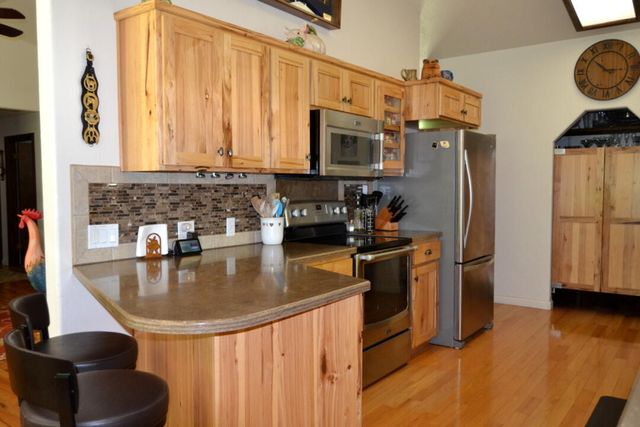 737 Pinecrest Drive, Grants Pass, OR 97527