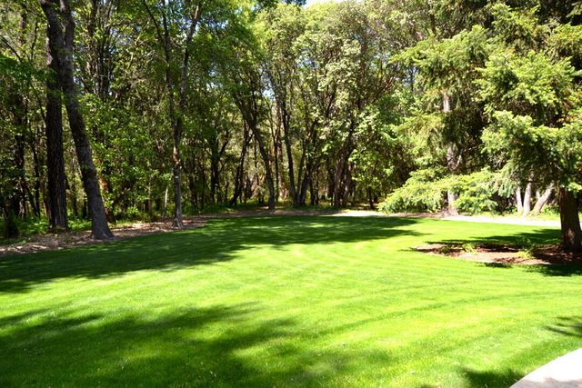 737 Pinecrest Drive, Grants Pass, OR 97527