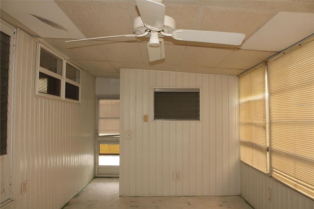 204 50TH AVENUE DRIVE W, Bradenton, FL 34207
