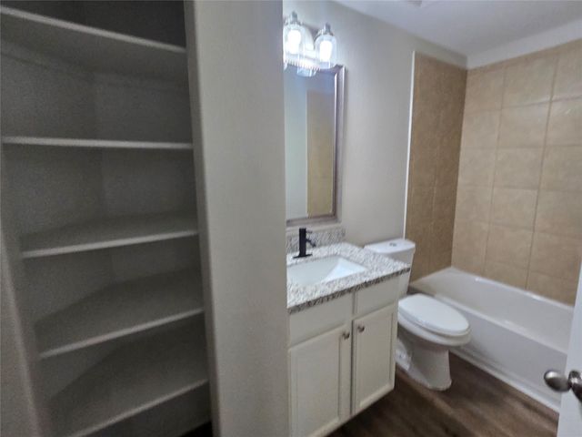 22619 Guncotton Avenue, Hockley, TX 77447