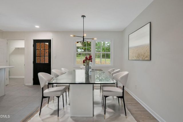 1823 Cascade Street, Fayetteville, NC 28301