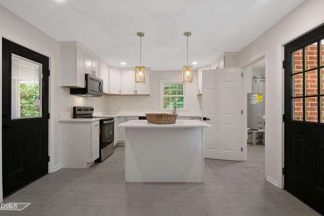 1823 Cascade Street, Fayetteville, NC 28301