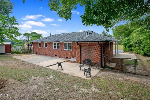 1823 Cascade Street, Fayetteville, NC 28301