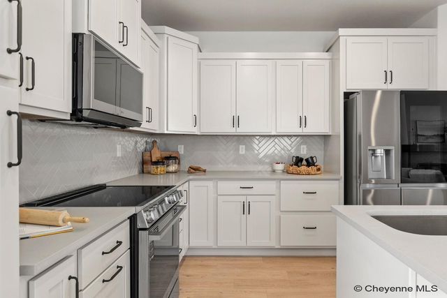 5123 CARLA DR, Cheyenne, WY 82009