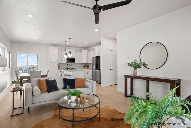 5123 CARLA DR, Cheyenne, WY 82009