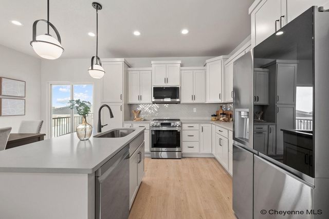 5123 CARLA DR, Cheyenne, WY 82009