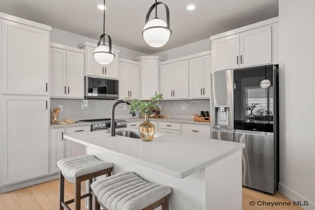 5123 CARLA DR, Cheyenne, WY 82009