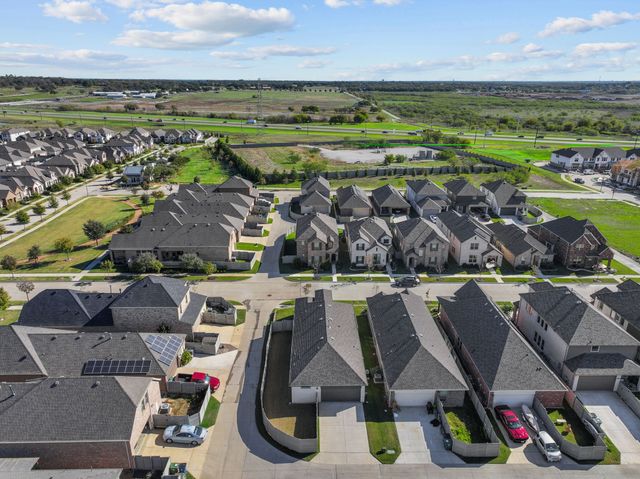 721 Parkside Drive, Argyle, TX 76226