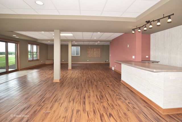 12505 Beaverton Road, Poplar Grove, IL 61065