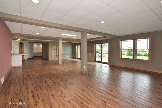 12505 Beaverton Road, Poplar Grove, IL 61065