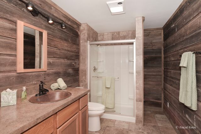 12505 Beaverton Road, Poplar Grove, IL 61065