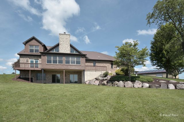 12505 Beaverton Road, Poplar Grove, IL 61065