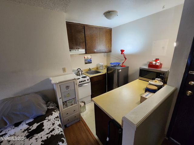 2450 Lymbery Street APT 323, Reno, NV 89509