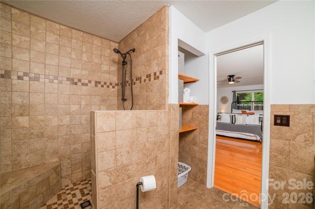 67 Hummingbird Hill Road, Franklin, NC 28734