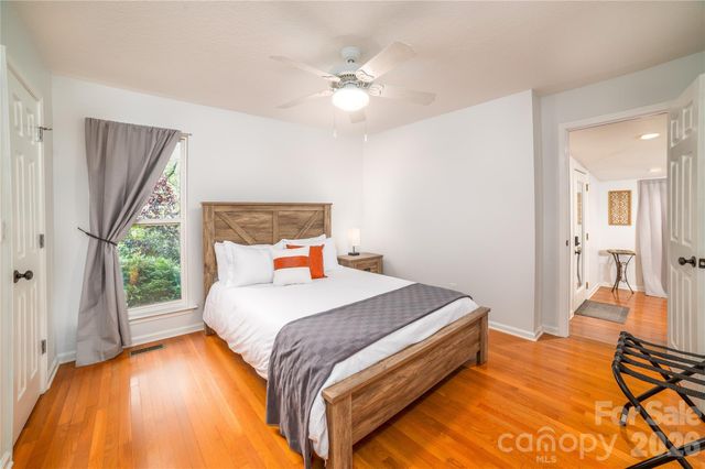 67 Hummingbird Hill Road, Franklin, NC 28734