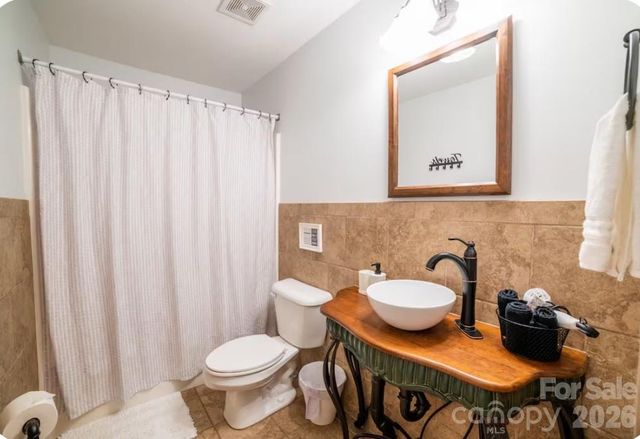 67 Hummingbird Hill Road, Franklin, NC 28734